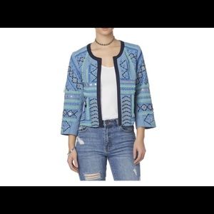 Simply styled women’s jacket